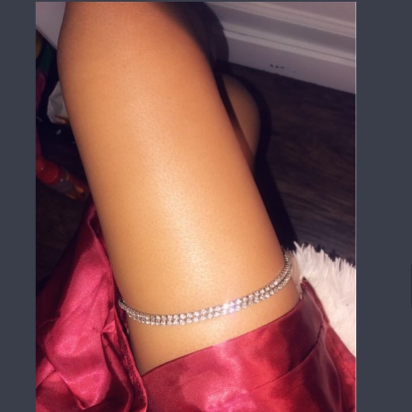 🔴✨SEXY THIGH BRACELETS✨ - Picture 3 of 4